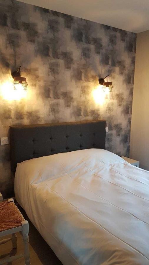 Hotel Le Castel Du Cantal Groupe Village Fani 2*