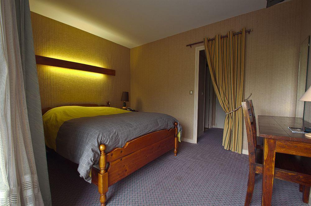 Hotel Le Castel Du Cantal Groupe Village Fani
