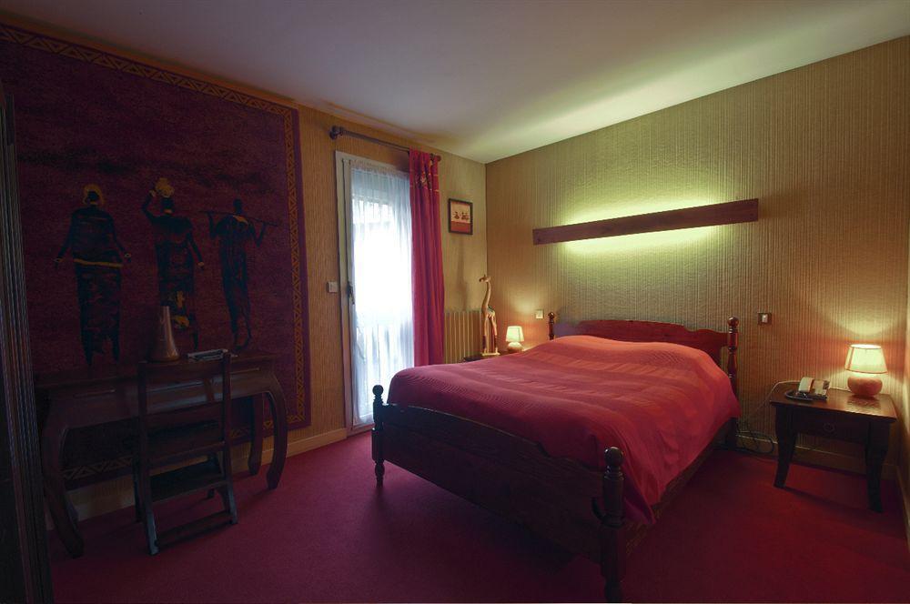 Le Castel Du Cantal Groupe Village Fani Hotel